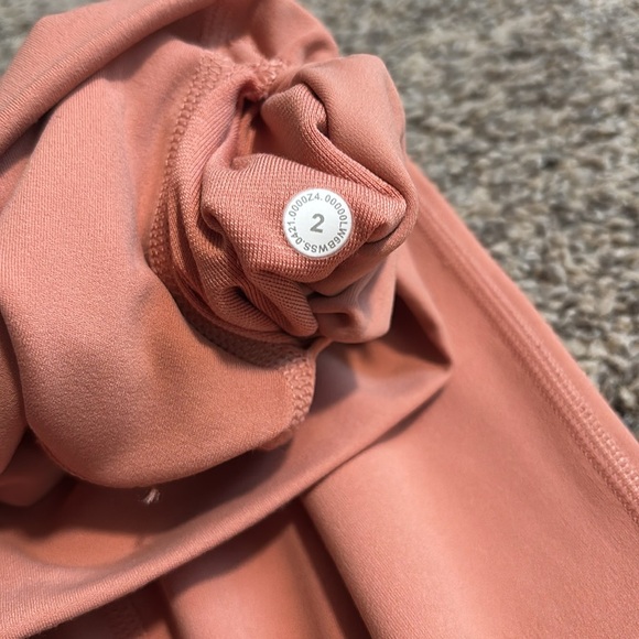 Lululemon Align High-Rise Crop 23" size 2 - Picture 3 of 9